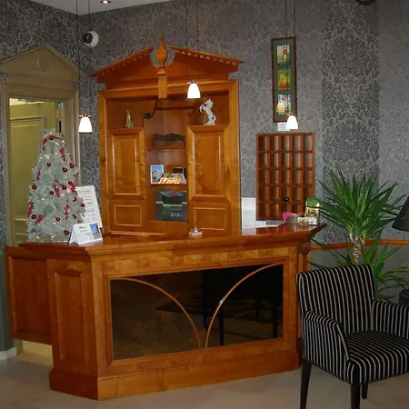 Figaro Hotel 3*
