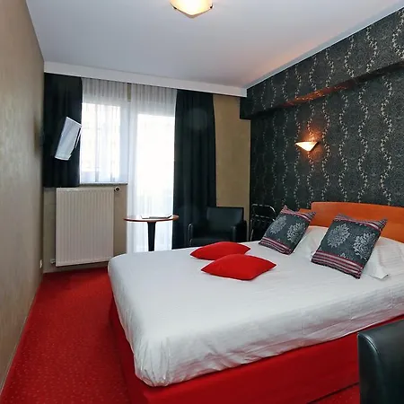 Figaro 3* Кнокке-Хейст