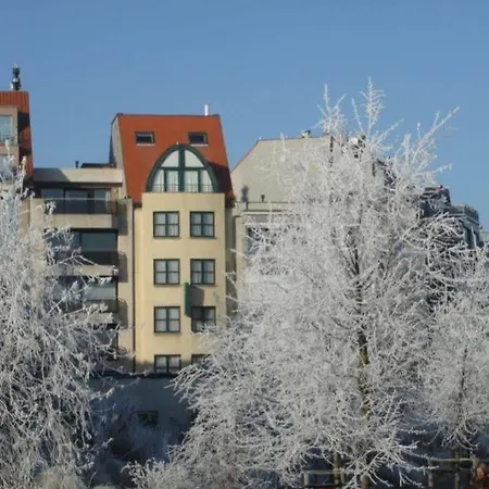 Figaro Hotel 3*